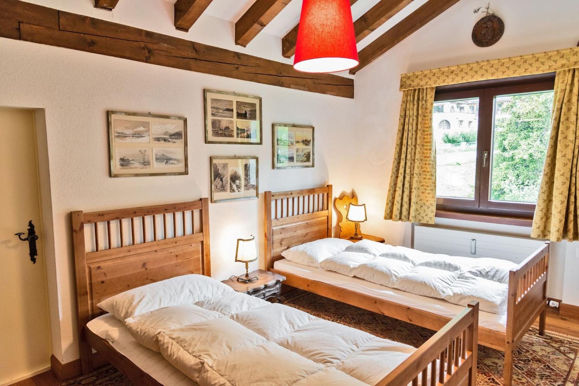 Chesa Martina - La Punt Appartement Buitenkant foto